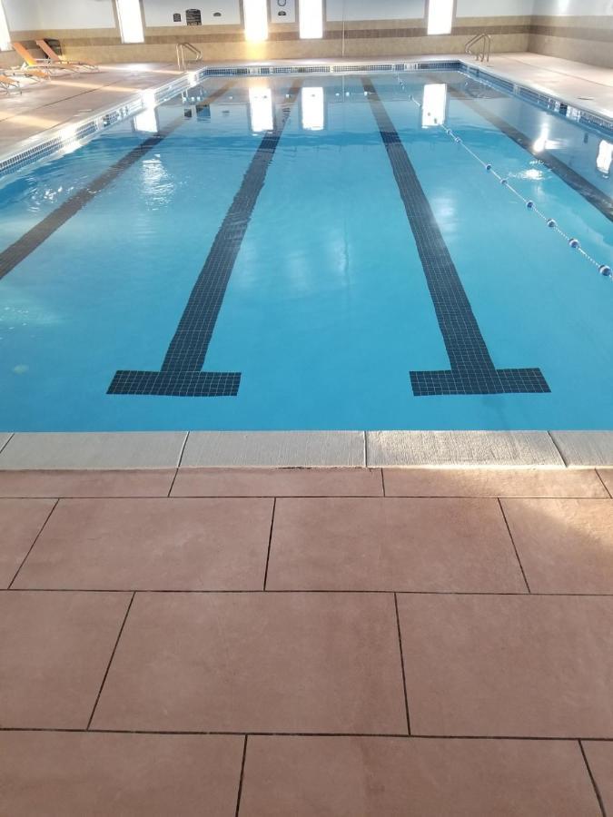 Holiday Inn Express Hotel & Suites Sheldon By Ihg Zewnętrze zdjęcie