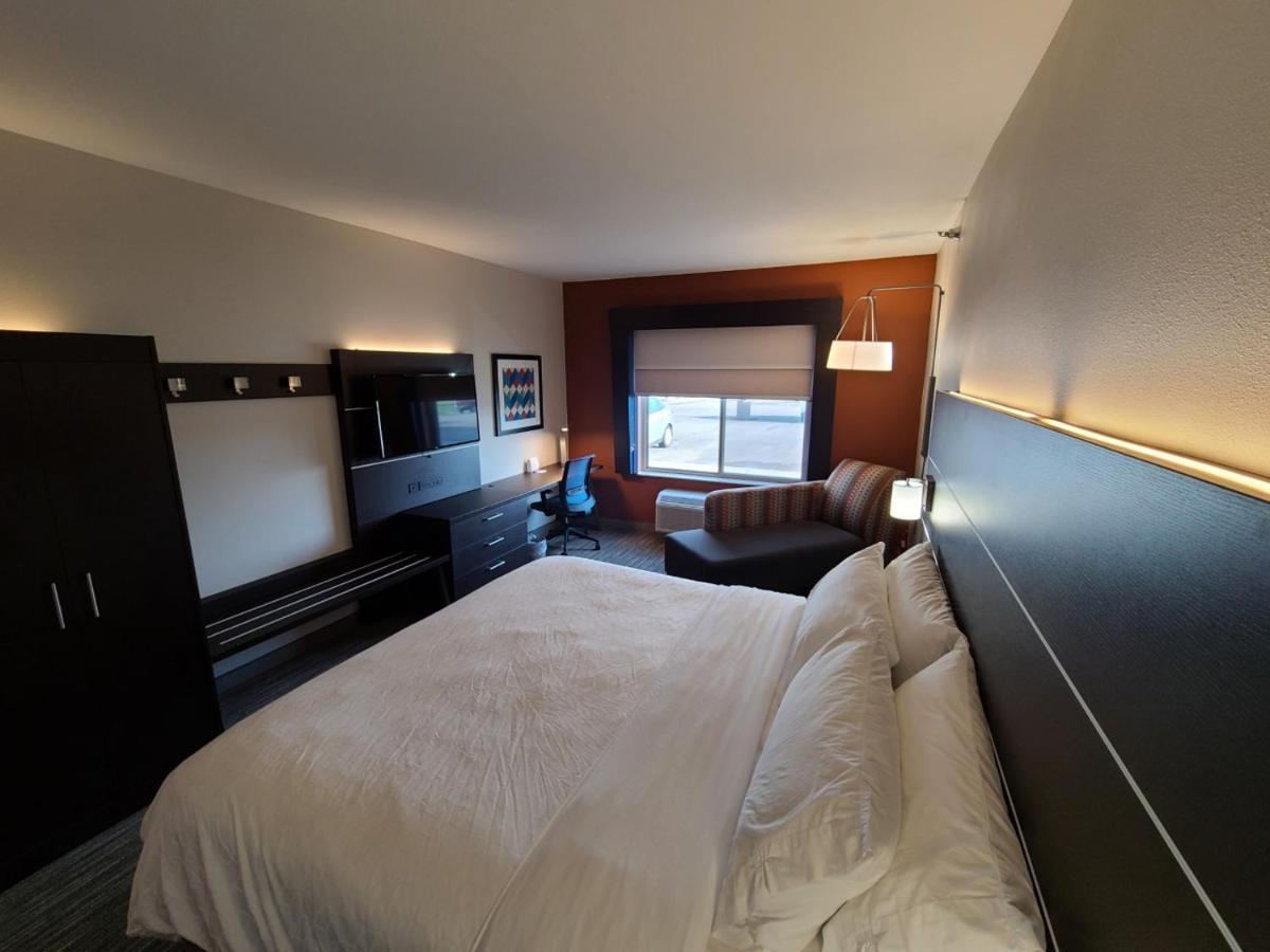 Holiday Inn Express Hotel & Suites Sheldon By Ihg Zewnętrze zdjęcie