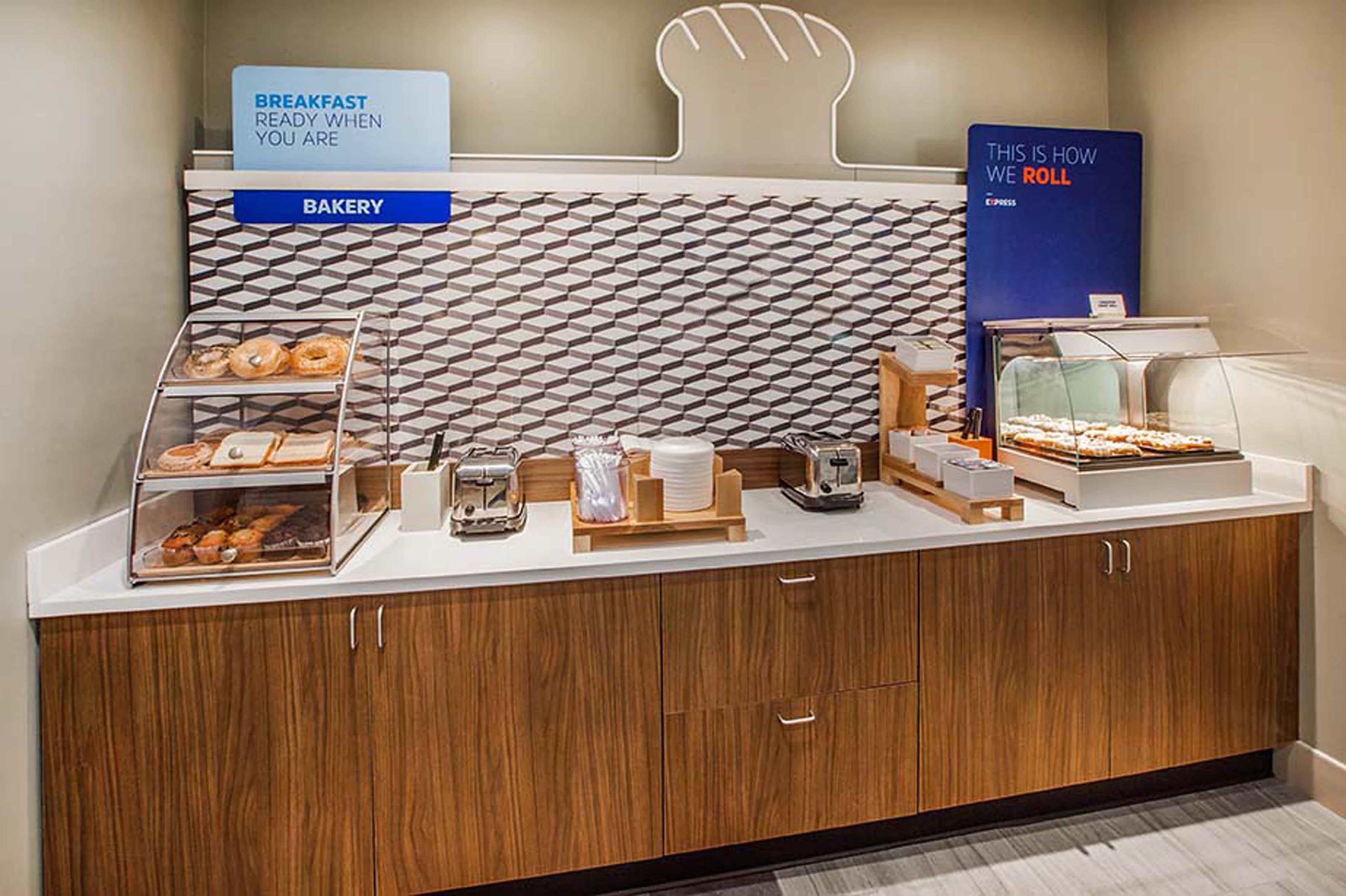 Holiday Inn Express Hotel & Suites Sheldon By Ihg Zewnętrze zdjęcie